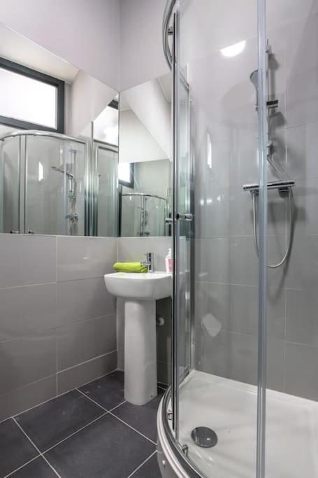 Manhattan - Sleeps 24! Heart Of * Liverpool